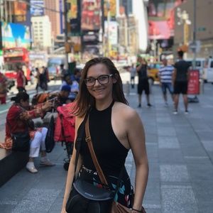 Meet your Posher, Ashley!